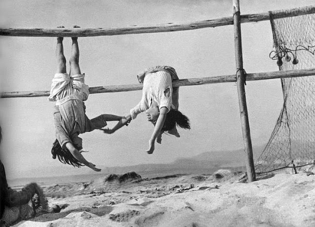 Instant Views [o.] Summer | Photos by Sergio Larrain (1956-1978) - C o ...